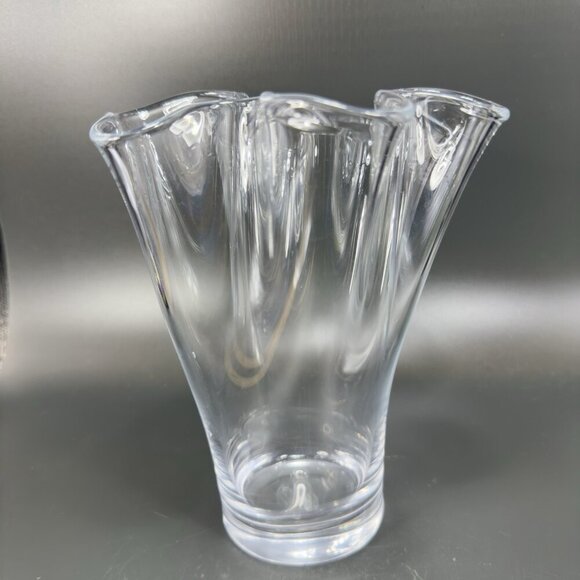 Vintage Clear Glass Crystal Vase Vessel Made In Sweden Handkerchief Wavy Edges - Picture 9 of 12